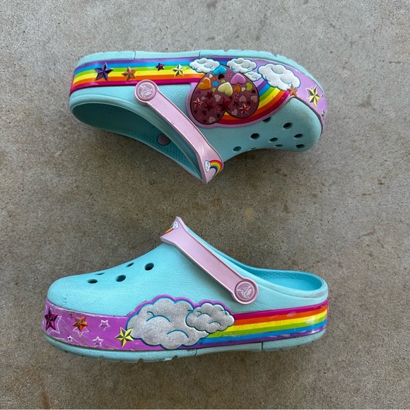Crocs CrocsLights Rainbow Heart Blue Clogs Kid’s Size J1 - Picture 3 of 11